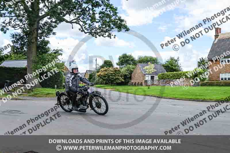 Vintage motorcycle club;eventdigitalimages;no limits trackdays;peter wileman photography;vintage motocycles;vmcc banbury run photographs